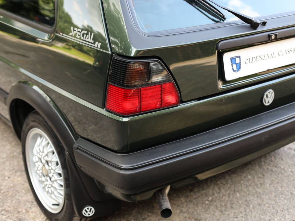 Image 76/92 de Volkswagen Golf Mk II GTD 1.6 (1991)