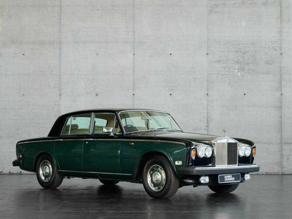 Imagen 23/50 de Rolls-Royce Silver Shadow II (1977)