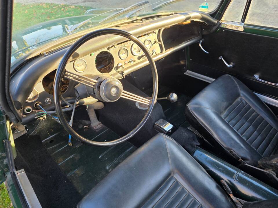 Image 32/42 of Sunbeam Alpine Mk IV (1964)