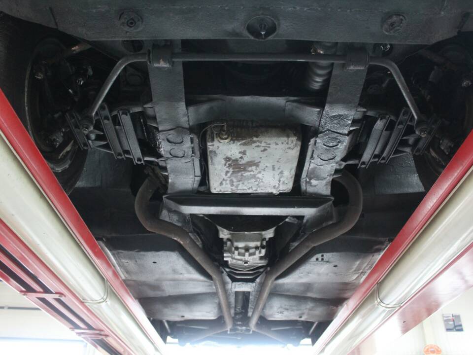 Image 18/50 de ISO Grifo GL 300 (1973)