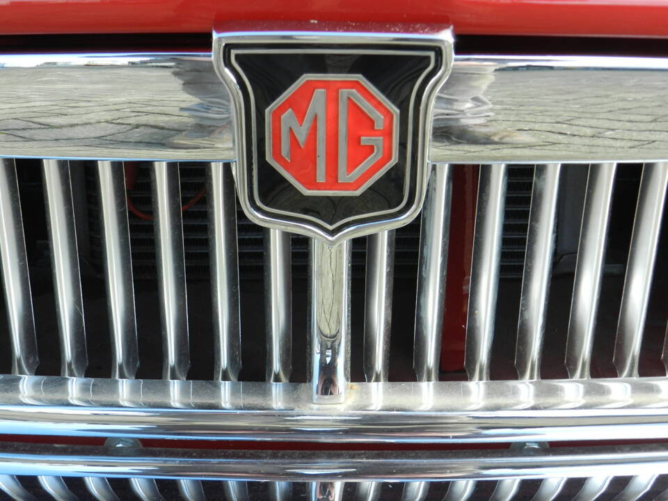 Imagen 32/75 de MG MGB GT (1969)