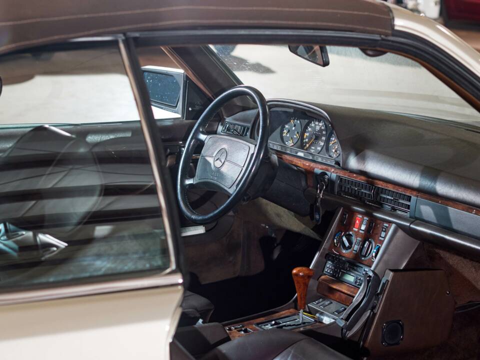 Bild 29/56 von Mercedes-Benz 500 SEC Bähr (1990)