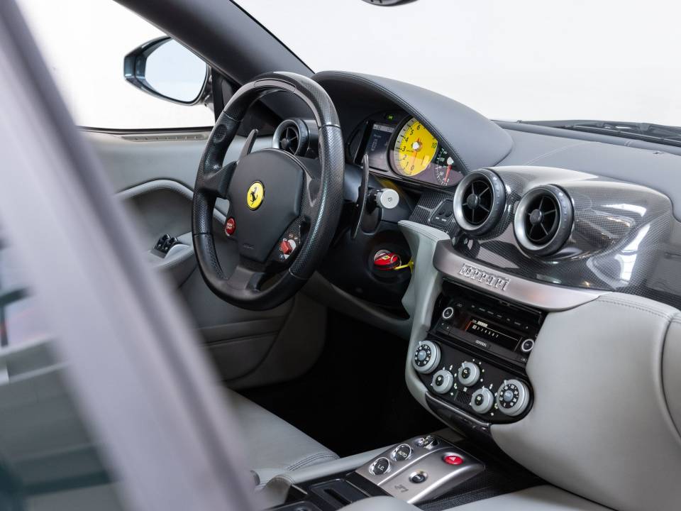 Afbeelding 17/32 van Ferrari 599 GTB Fiorano (2008)