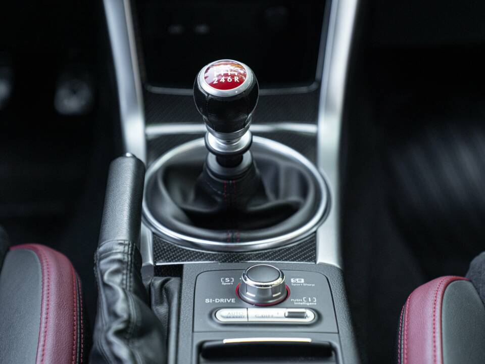 Image 42/50 of Subaru Impreza WRX STi (2016)