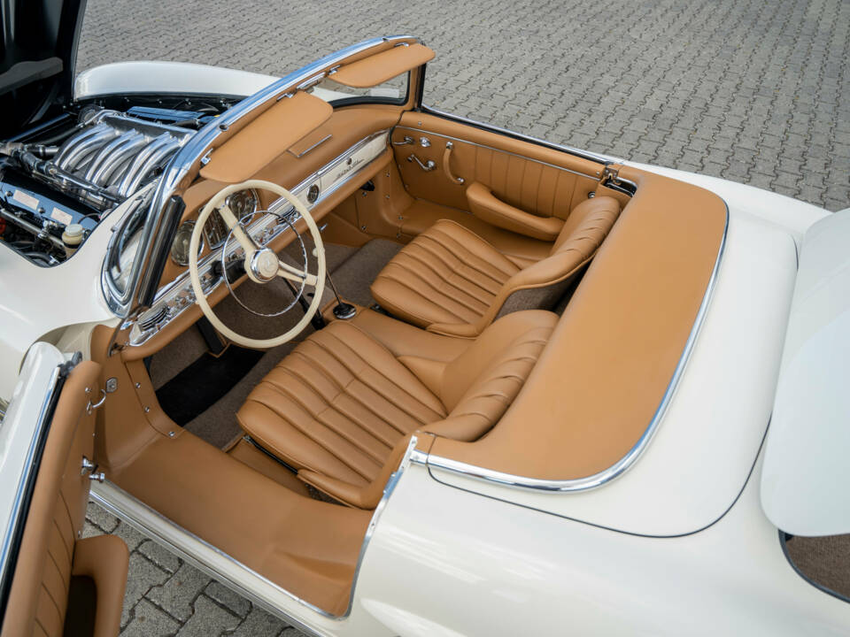 Immagine 36/38 di Mercedes-Benz 300 SL Roadster (1961)