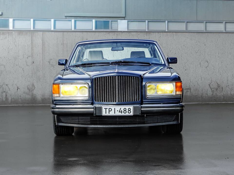 Image 2/45 of Bentley Turbo R (1988)