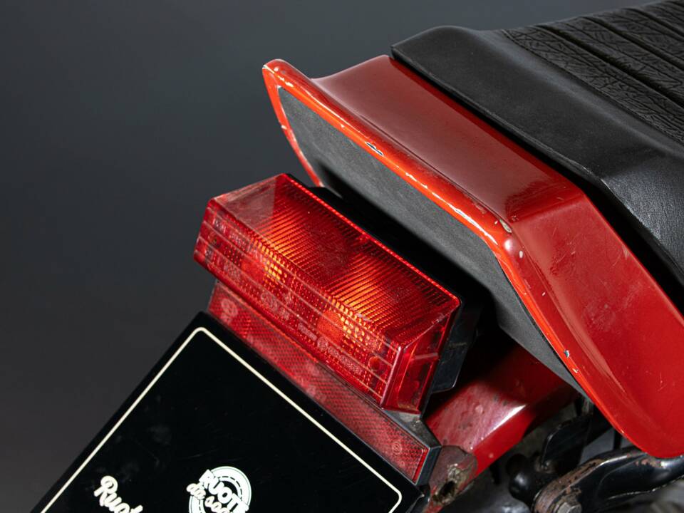 Image 40/49 de Moto Guzzi 850 LeMans (1981)