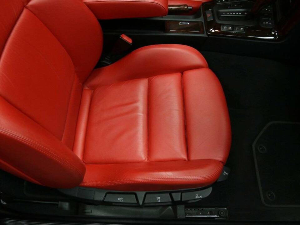 Immagine 30/50 di BMW 328i (1997)