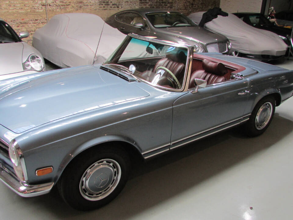 Bild 6/26 von Mercedes-Benz 280 SL (1969)