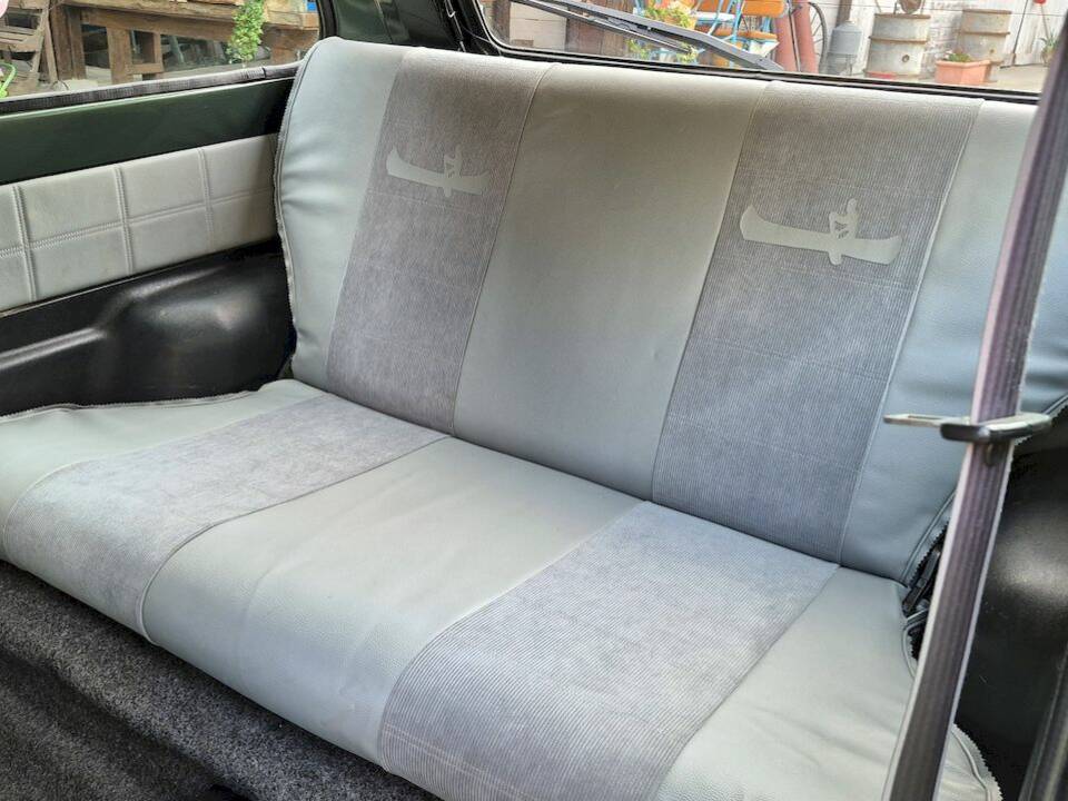 Bild 24/37 von FIAT Panda 4x4 1,0 (1989)