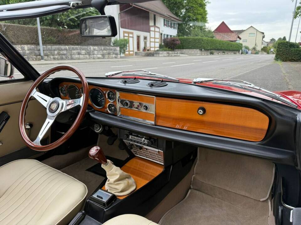 Bild 13/19 von FIAT 124 Spider BS (1971)