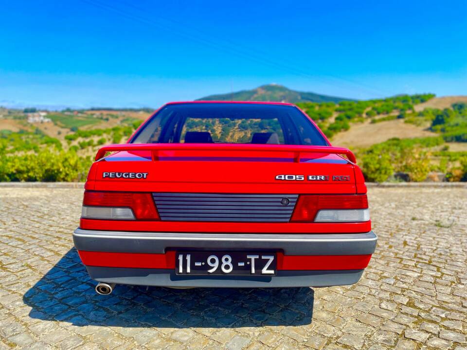 Imagen 7/8 de Peugeot 405 GRI (1900)