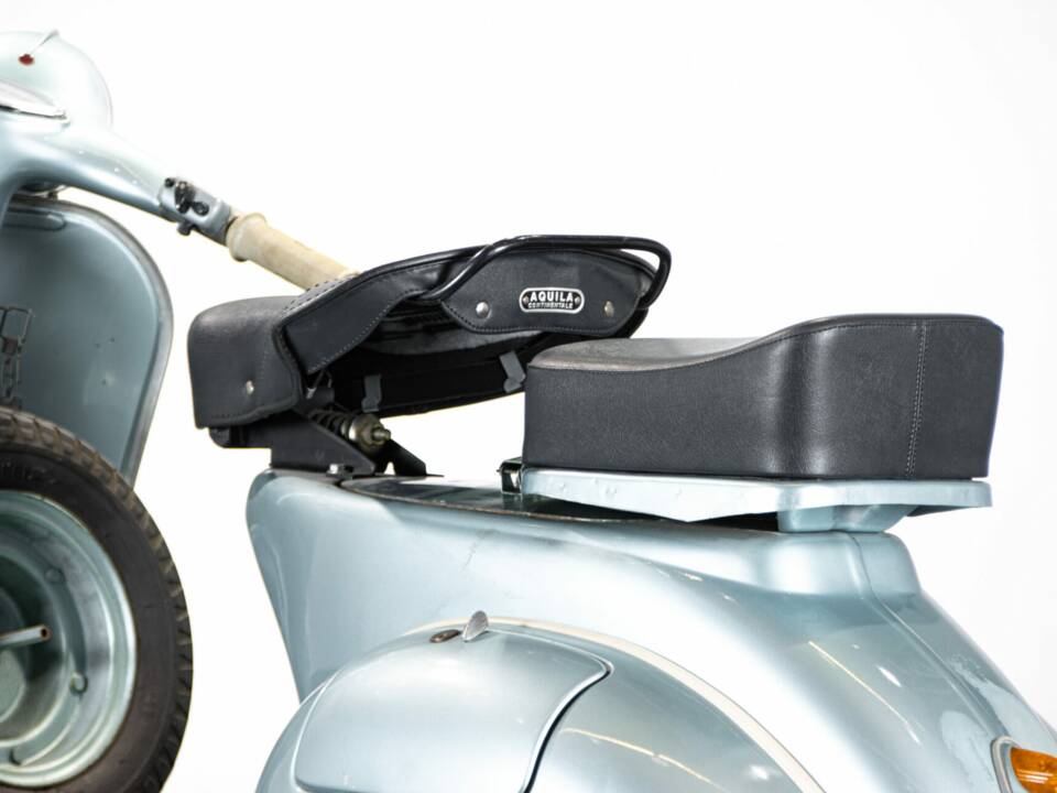 Bild 21/35 von Piaggio Vespa 150 (1960)
