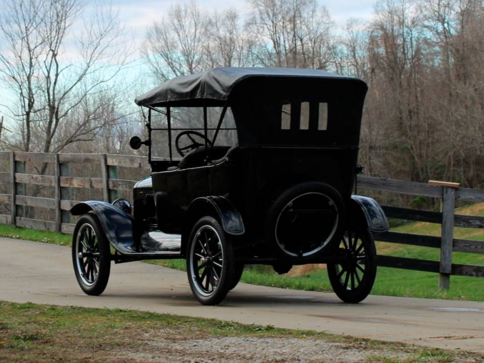 Afbeelding 10/13 van Ford Model T Touring (1920)
