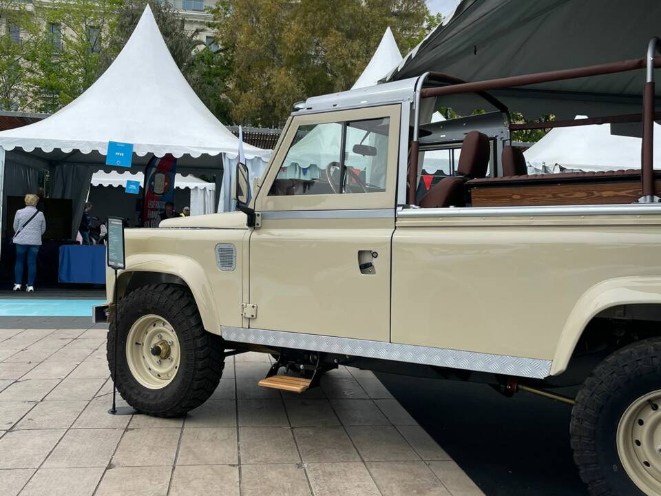 Bild 18/57 von Land Rover 110 (1989)