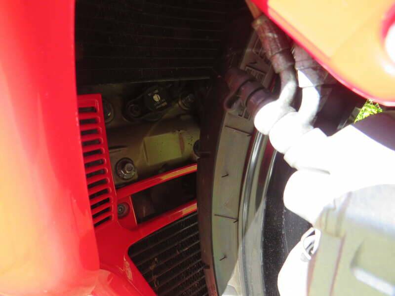 Bild 34/48 von Ducati 749 R (2005)