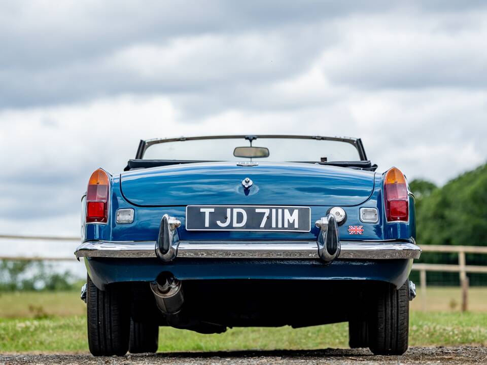 Imagen 20/50 de MG MGB (1973)