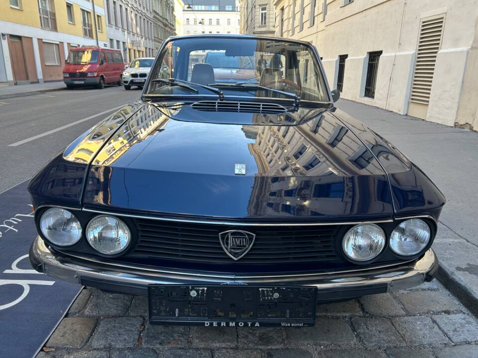 Image 2/28 de Lancia Fulvia 1.3 S (1975)