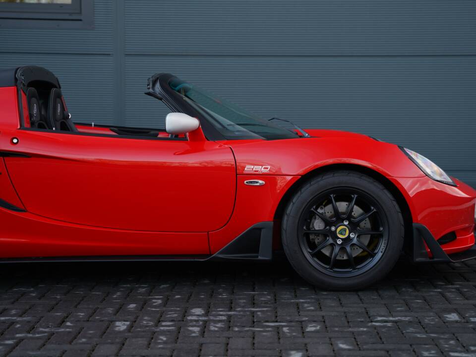 Image 10/50 of Lotus Elise Cup 250 (2017)
