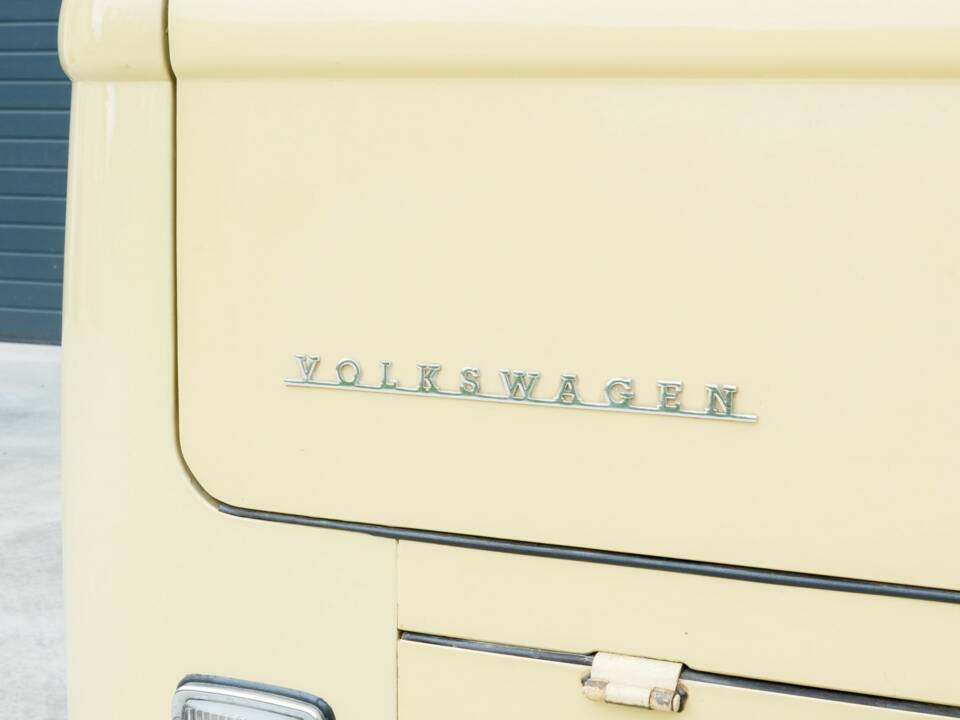Bild 27/37 von Volkswagen T1 Kastenwagen (1966)