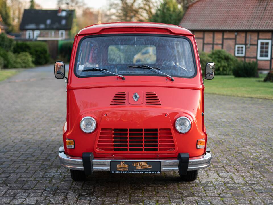 Image 8/52 of Renault Estafette (1977)