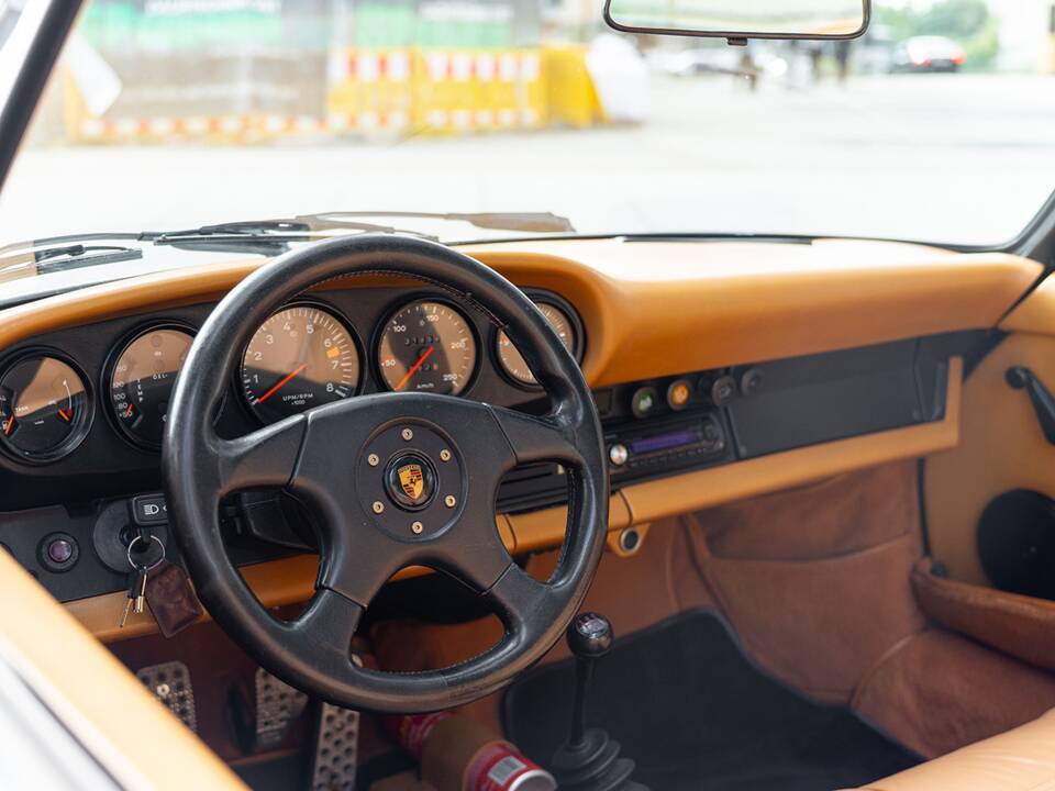 Bild 21/52 von Porsche 911 2.7 (1976)