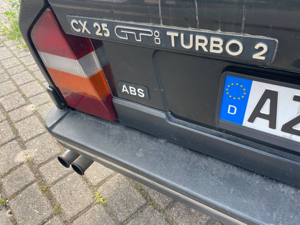Imagen 13/54 de Citroën CX 25 GTi Turbo 2 (1989)