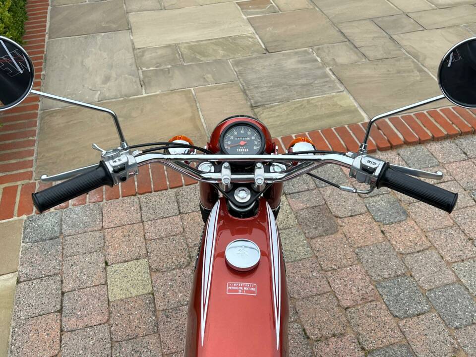 Image 5/35 of Yamaha DUMMY (1975)