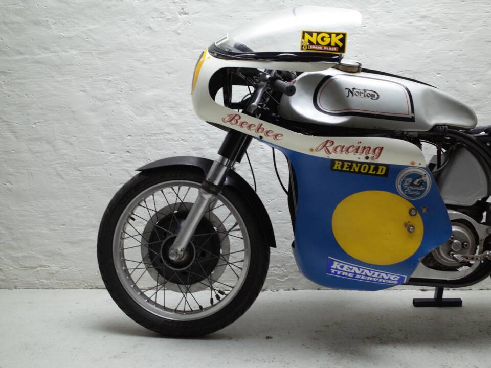 Image 17/26 of Norton Manx 500 (1955)