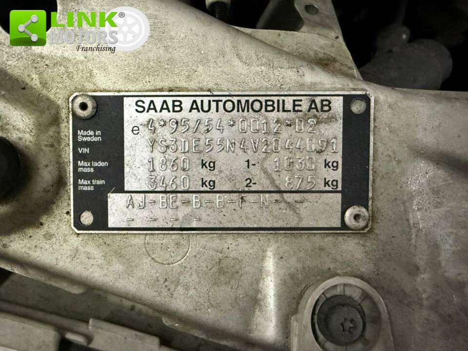 Image 18/34 de Saab 900 2.0i 16V (1997)