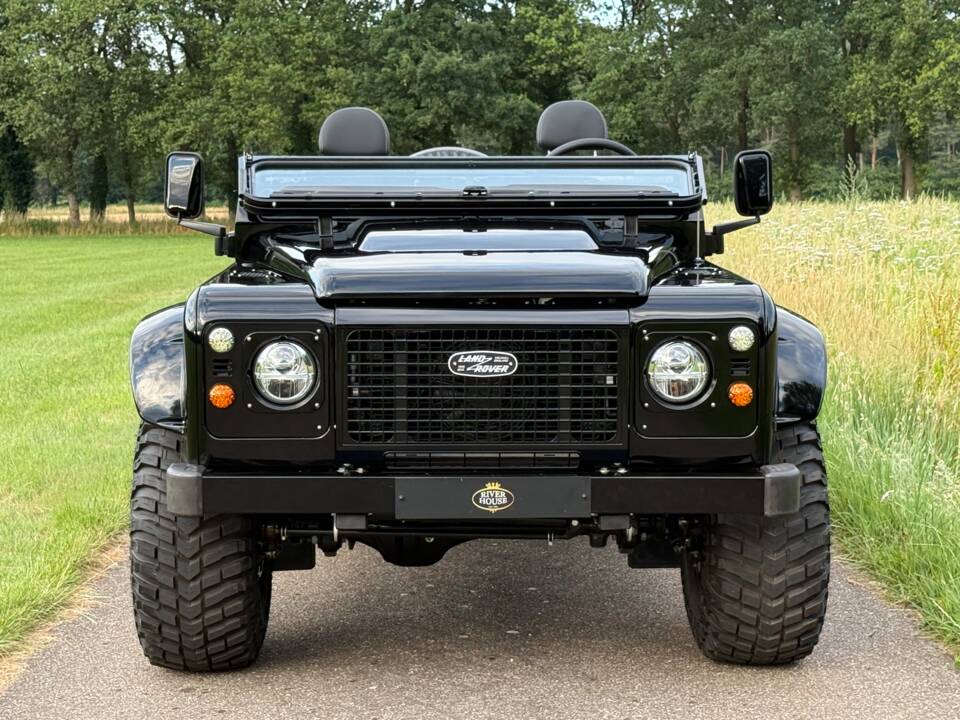 Bild 4/27 von Land Rover Defender 90 Td5 (1999)