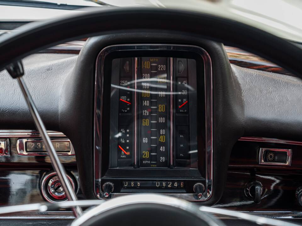 Bild 19/33 von Mercedes-Benz 300 SE (1965)