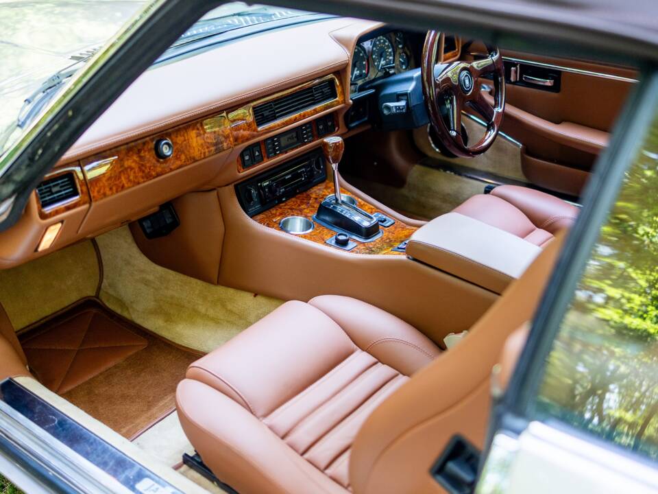 Afbeelding 4/50 van Jaguar XJS 6.0 V12 (1992)
