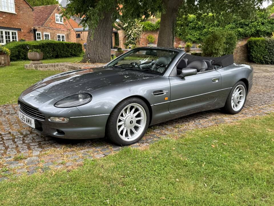 Image 1/28 of Aston Martin DB 7 Volante (1997)