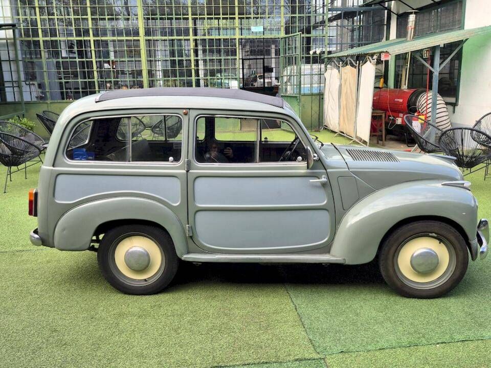 Image 20/60 of FIAT 500 C Belvedere (1954)