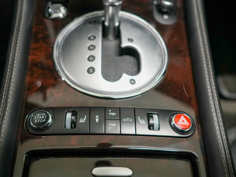 Image 32/39 de Bentley Continental GT (2007)