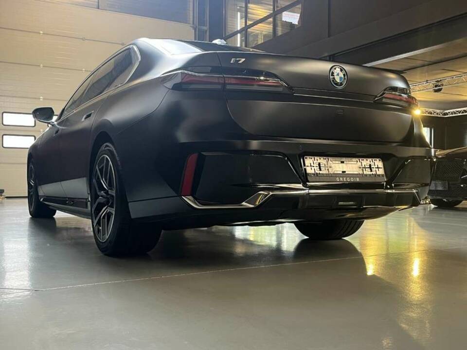 Image 37/50 de BMW i7 eDrive50 (2023)