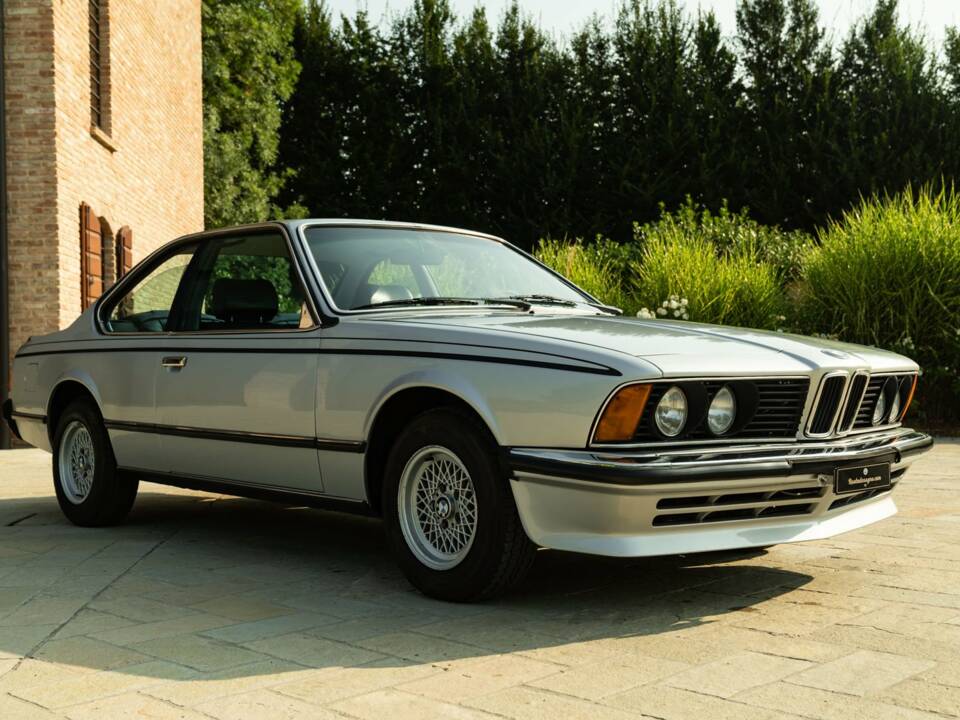 Imagen 2/50 de BMW 635 CSi (1979)