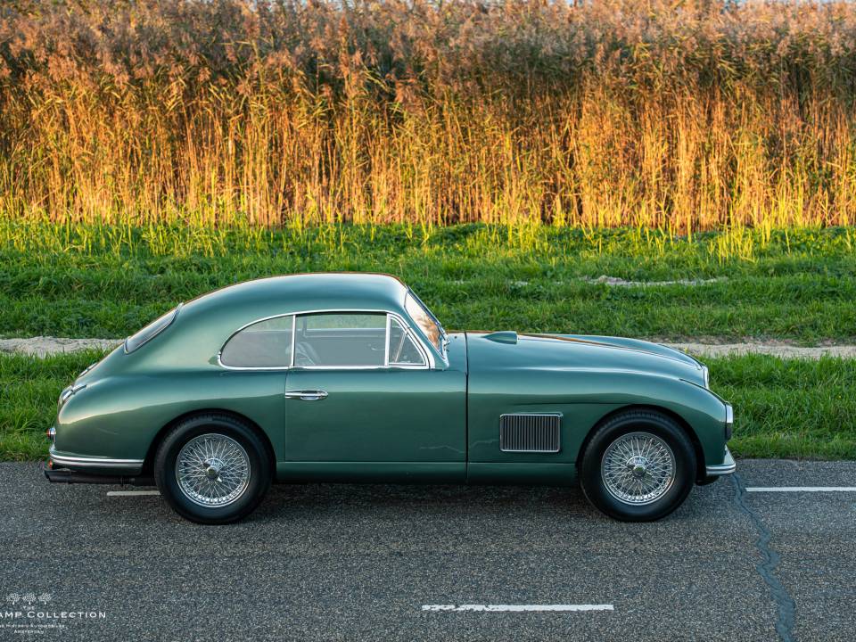 Image 16/47 of Aston Martin DB 2 (1952)
