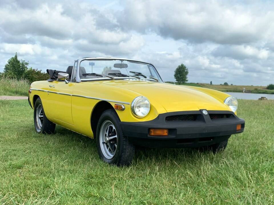 Image 1/8 de MG MGB (1980)
