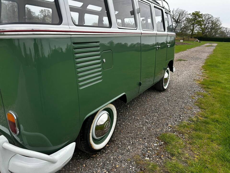 Image 22/60 of Volkswagen T2c Combi (1969)