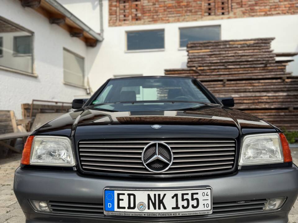 Image 20/38 de Mercedes-Benz 300 SL (1993)