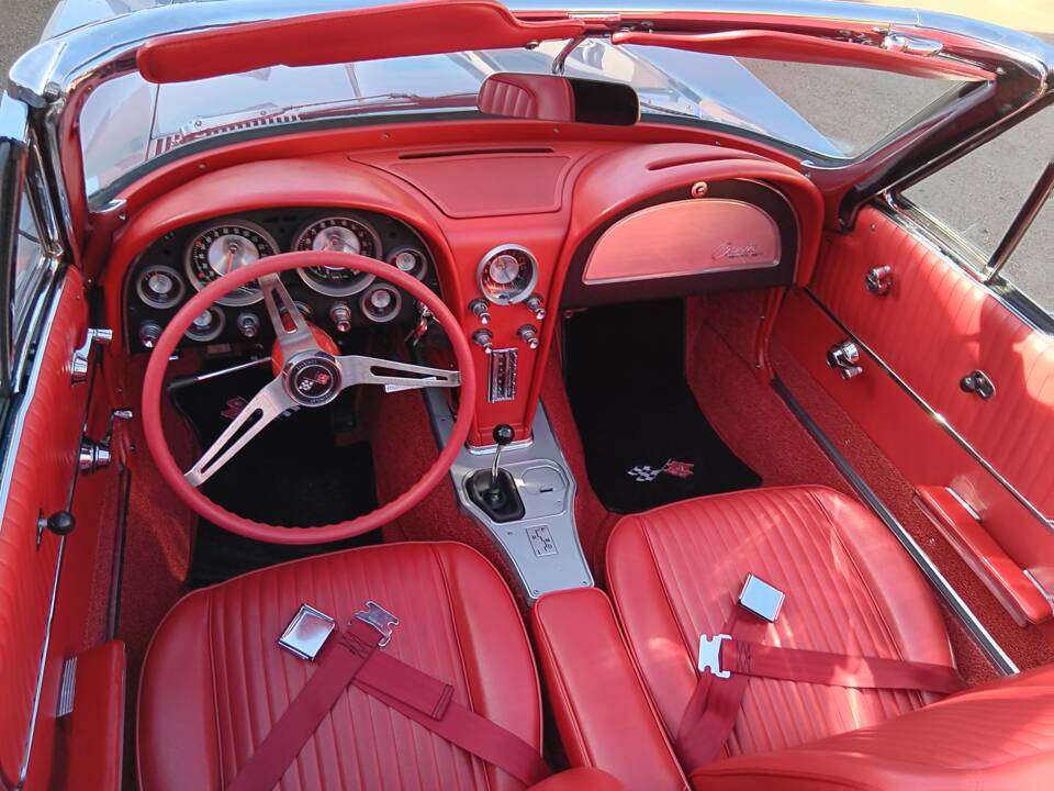 Image 25/35 of Chevrolet Corvette Sting Ray (1963)