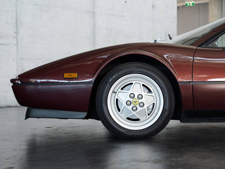 Bild 26/50 von Ferrari 328 GTS (1988)