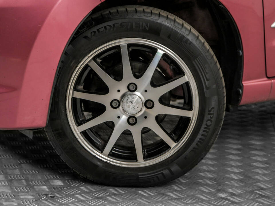 Image 4/48 of Suzuki Alto (2010)