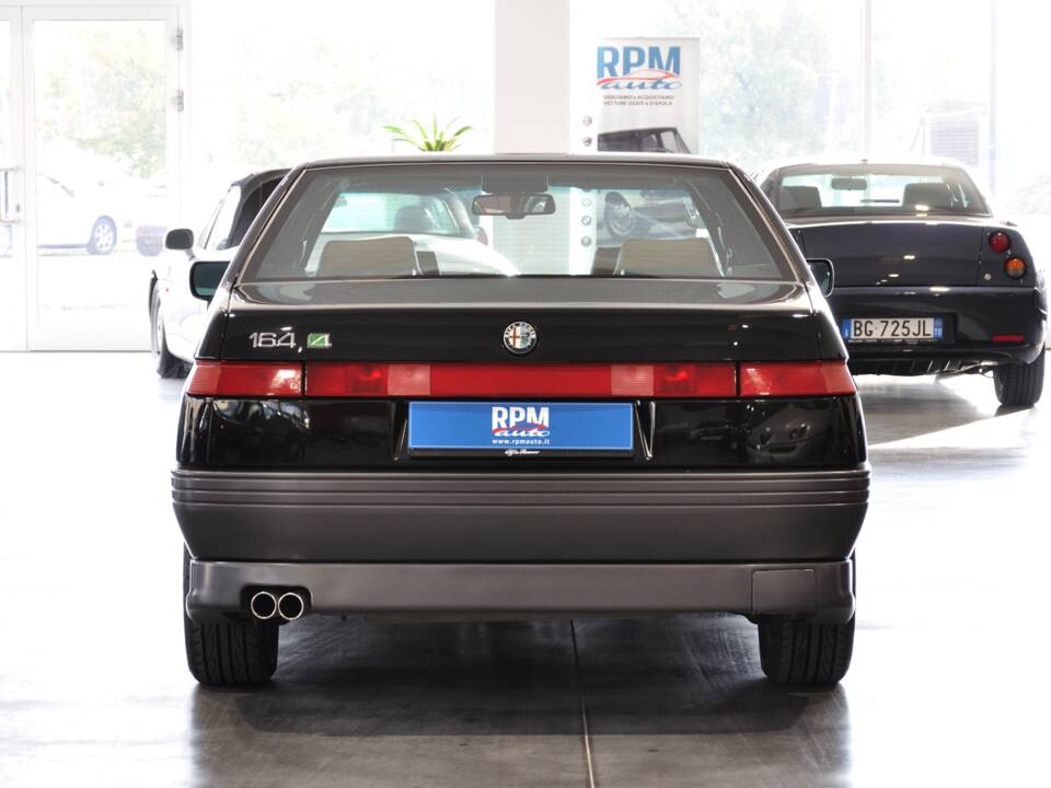 Obraz 5/34 pojazdu Alfa Romeo 164 3.0 24V Q4 (1996)