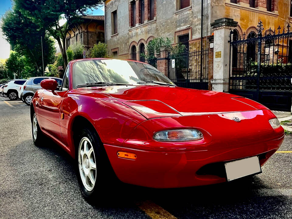 Imagen 6/8 de Mazda MX-5 1.6 (1996)