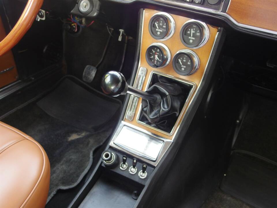 Image 47/99 of Alfa Romeo 1750 Berlina (1970)