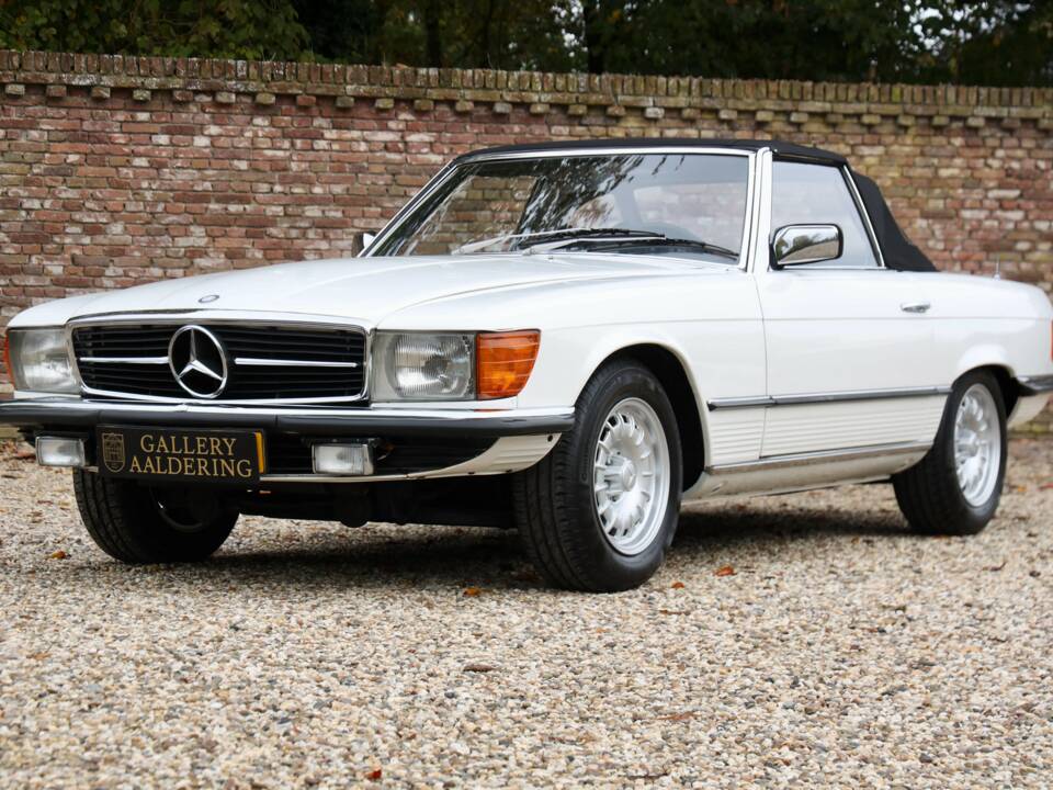 Bild 11/50 von Mercedes-Benz 280 SL (1977)