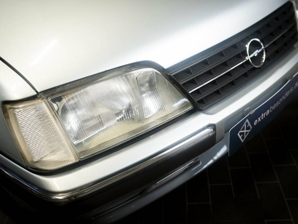 Bild 3/15 von Opel Monza 3,0 E (1983)